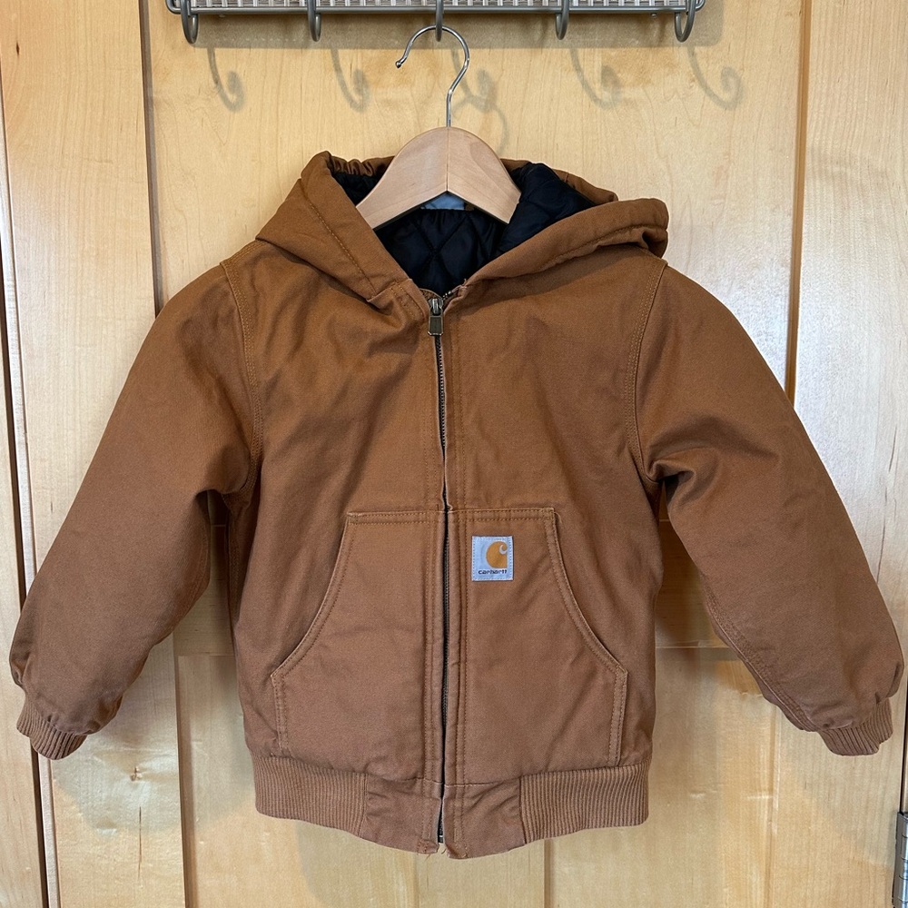 Kids Carhartt size XSmall (6) coat